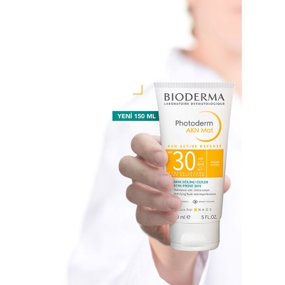 Bioderma%20Photoderm%20AKN%20Mat%20Spf30+%20Güneş%20Koruyucu%20Krem%20150%20ml